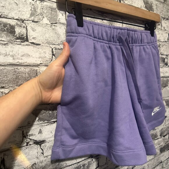 NWT Nike Women's Sportswear Club Fleece Mid Rise 3” Shorts Size XS - Picture 4 of 15